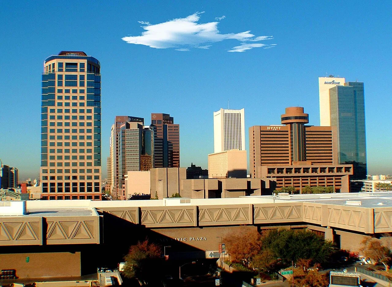 Phoenix skyline looking west in 2004